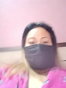 Bristy BigBoobs online show from April 20, 6:16 am