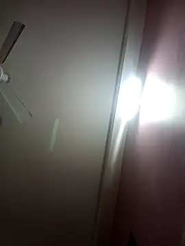 Bristy BigBoobs online show from April 30, 3:13 am
