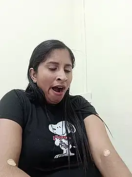 Snapshot of SofiaMendez1_ chatting on July 3, 2:56 pm SofiaMendez1 online show from July 3, 2:56 pm