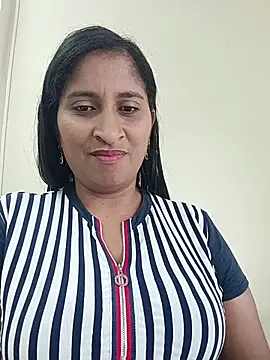 Snapshot of SofiaMendez1_ chatting on July 9, 1:48 pm SofiaMendez1 online show from July 9, 1:48 pm