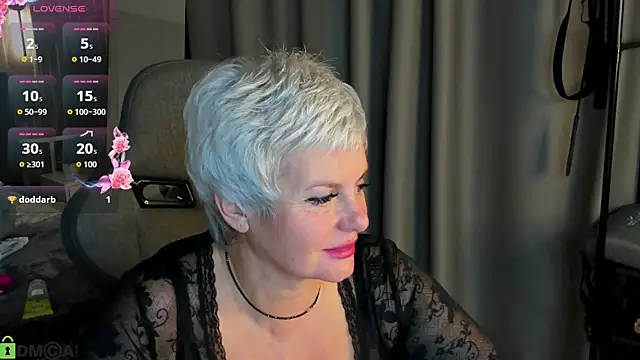 Snapshot of Linda_Zef1r chatting on May 16, 2:30 am Linda Zef1r online show from May 16, 2:30 am