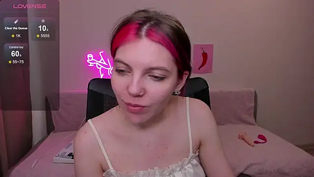Snapshot of Marie_Reyess chatting on May 10, 5:12 am Marie Reyess online show from May 10, 5:12 am