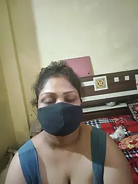 SluttySonam online show from May 14, 5:36 am