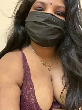 Snapshot of Shalu_naughty69 chatting on July 5, 4:19 am Shalu naughty69 online show from July 5, 4:19 am