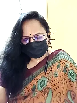 Snapshot of monisha_cam chatting on April 14, 5:19 pm monisha cam online show from April 14, 5:19 pm