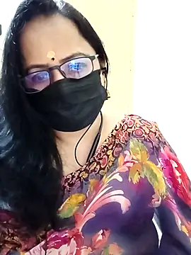 Snapshot of monisha_cam chatting on April 20, 5:37 pm monisha cam online show from April 20, 5:37 pm