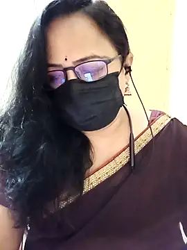 Snapshot of monisha_cam chatting on April 27, 5:49 am monisha cam online show from April 27, 5:49 am