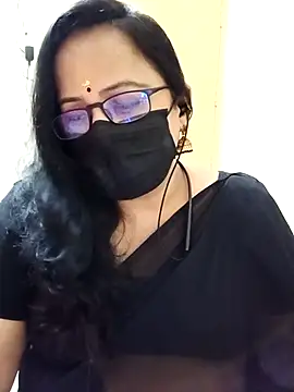 Snapshot of monisha_cam chatting on April 28, 6:13 pm monisha cam online show from April 28, 6:13 pm