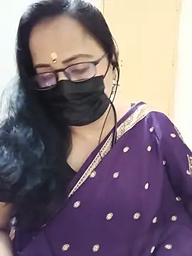Snapshot of monisha_cam chatting on July 8, 4:44 pm monisha cam online show from July 8, 4:44 pm