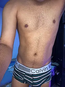 Snapshot of Mr_Yonder chatting on April 2, 12:41 am Mr Yonder online show from April 2, 12:41 am