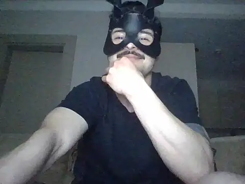 Snapshot of Hayat2Bilet chatting on May 5, 5:32 pm Hayat2Bilet online show from May 5, 5:32 pm