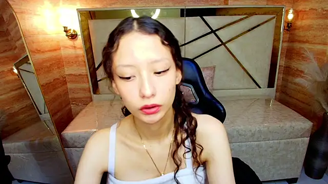 Snapshot of abby__r chatting on April 16, 12:39 pm abby r online show from April 16, 12:39 pm