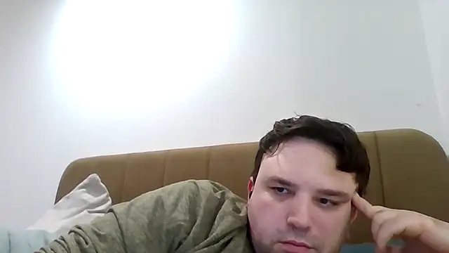 rainyxnightshade online show from April 16, 11:07 pm