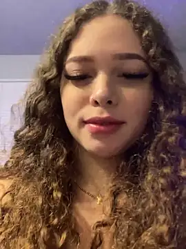 Snapshot of mariex83 chatting on April 13, 3:34 am mariex83 online show from April 13, 3:34 am