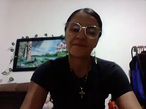 Snapshot of FenixPretty chatting on May 14, 6:04 pm FenixPretty online show from May 14, 6:04 pm