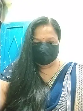 Snapshot of PINKI_024 chatting on June 23, 6:11 am PINKI 024 online show from June 23, 6:11 am
