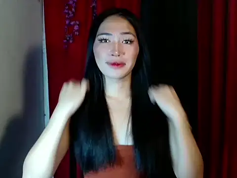 urasiankylie online show from April 5, 2:47 pm