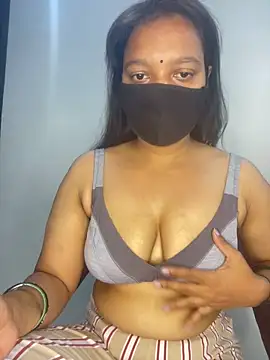 Snapshot of Monika_6999 chatting on May 1, 1:16 pm Monika 6999 online show from May 1, 1:16 pm