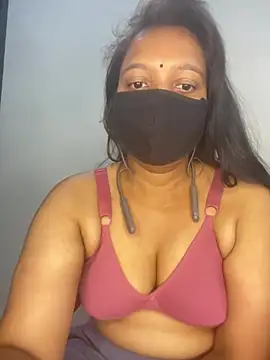 Snapshot of Monika_6999 chatting on May 7, 5:18 pm Monika 6999 online show from May 7, 5:18 pm