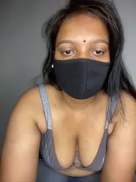 Snapshot of Monika_6999 chatting on May 13, 5:21 pm Monika 6999 online show from May 13, 5:21 pm