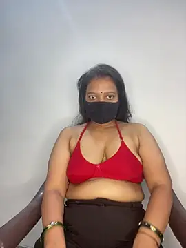 Snapshot of Monika_6999 chatting on May 16, 12:26 pm Monika 6999 online show from May 16, 12:26 pm