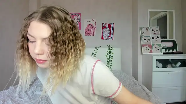 uma like online show from May 13, 8:34 am