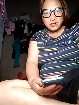 MayLoveAngel online show from May 8, 1:27 pm