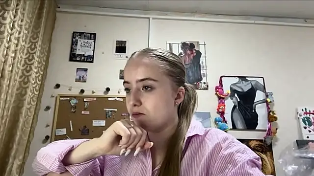 SabinaHaggen online show from April 27, 5:11 pm