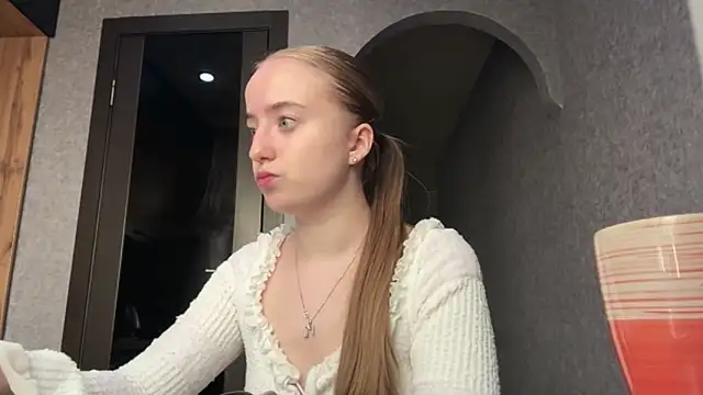 SabinaHaggen online show from April 29, 2:21 pm
