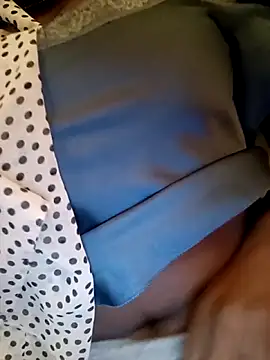 adja143 online show from April 6, 4:52 pm