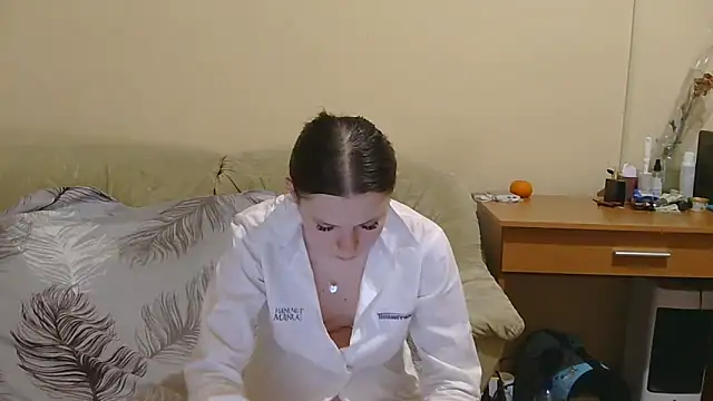 Snapshot of JessicaHolland1 chatting on April 25, 7:33 pm JessicaHolland1 online show from April 25, 7:33 pm