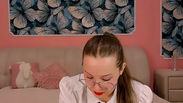 Snapshot of SYDNEY_DIAMONDS chatting on April 4, 3:53 pm SYDNEY DIAMONDS online show from April 4, 3:53 pm