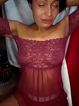 Snapshot of Lia_Phone_ chatting on April 14, 4:07 am Lia Phone online show from April 14, 4:07 am