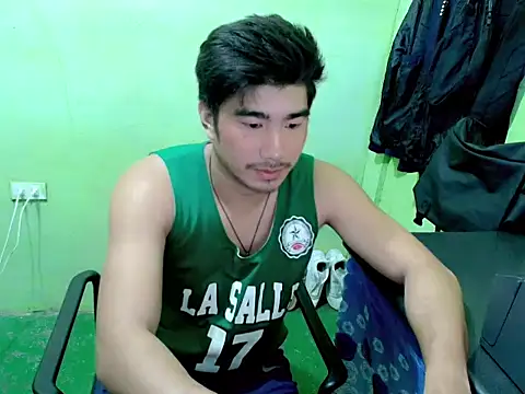 Snapshot of Hunkfireman chatting on April 20, 1:30 am Hunkfireman online show from April 20, 1:30 am