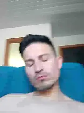 Joelcio19cm online show from May 5, 6:16 pm