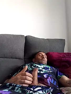 Snapshot of danko2979 chatting on April 19, 1:54 pm danko2979 online show from April 19, 1:54 pm