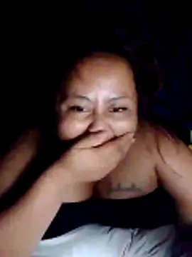 Simple y0urs online show from April 28, 2:44 pm