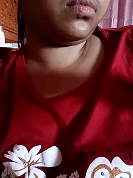 Hot-Kareena online show from April 4, 7:06 am