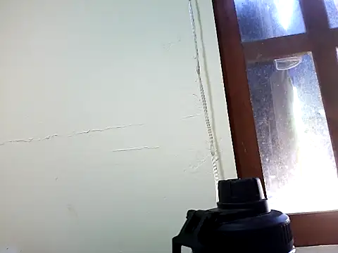 Snapshot of valerio_fernan chatting on April 29, 7:12 am valerio fernan online show from April 29, 7:12 am