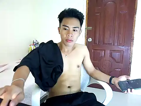 Snapshot of valerio_fernan chatting on May 3, 2:45 pm valerio fernan online show from May 3, 2:45 pm