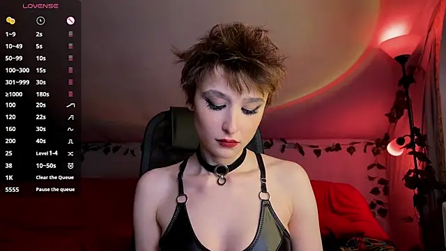 Snapshot of RebeNoir chatting on May 2, 9:14 am RebeNoir online show from May 2, 9:14 am