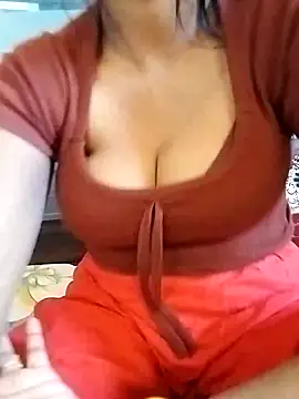 Snapshot of Hot-Monica-sexy chatting on April 5, 3:47 am Hot-Monica-sexy online show from April 5, 3:47 am