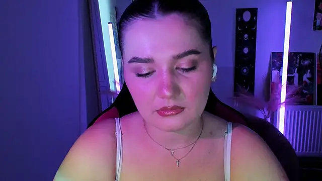 SourCherry   online show from May 30, 12:24 pm