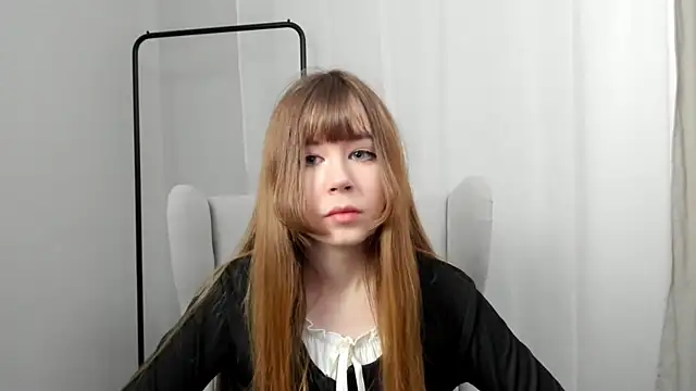 Snapshot of SadeHowen chatting on April 23, 1:35 pm SadeHowen online show from April 23, 1:35 pm