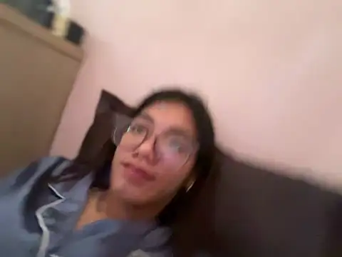 Akari hunt online show from April 7, 11:04 pm