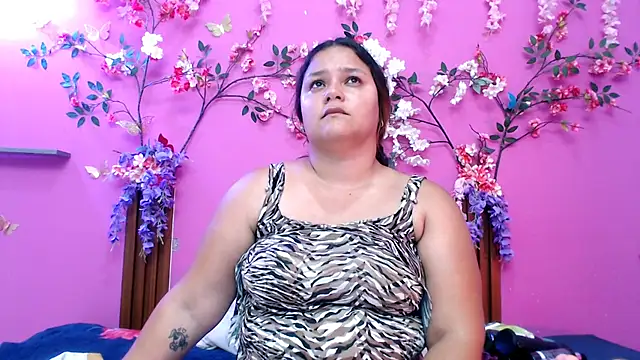 Snapshot of starfishanal21 chatting on May 3, 7:20 pm starfishanal21 online show from May 3, 7:20 pm