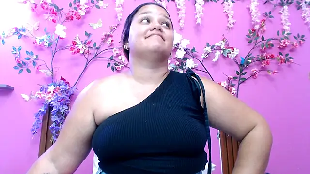 Snapshot of starfishanal21 chatting on May 5, 7:55 pm starfishanal21 online show from May 5, 7:55 pm