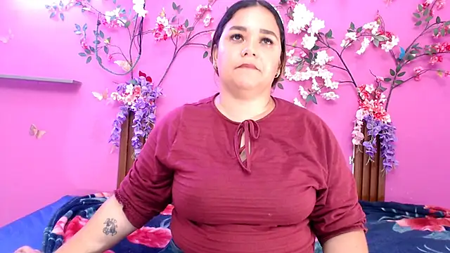 Snapshot of starfishanal21 chatting on May 13, 7:33 pm starfishanal21 online show from May 13, 7:33 pm