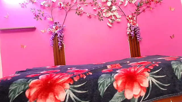 Snapshot of starfishanal21 chatting on June 10, 7:24 pm starfishanal21 online show from June 10, 7:24 pm