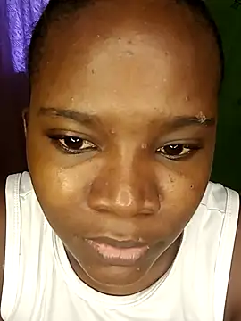 Snapshot of ZaraSavage111 chatting on April 7, 12:27 pm ZaraSavage111 online show from April 7, 12:27 pm